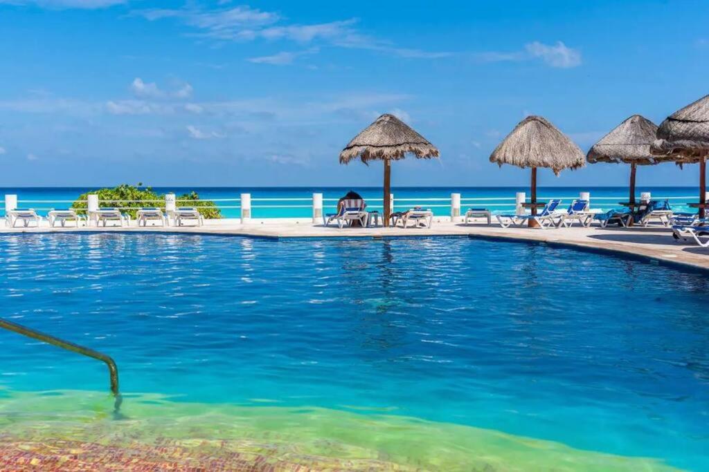 Villas Marlin By Andiani Travel Cancún Eksteriør billede