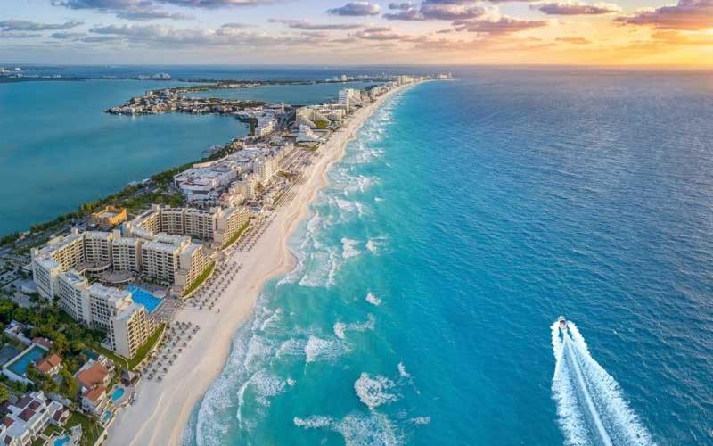 Villas Marlin By Andiani Travel Cancún Eksteriør billede